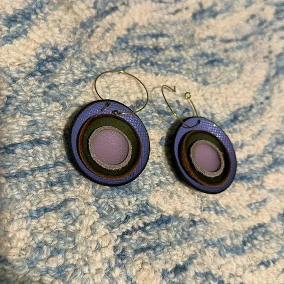 Handmade Portuguese leather disc nest statement earrings  - Picture 2 of 4